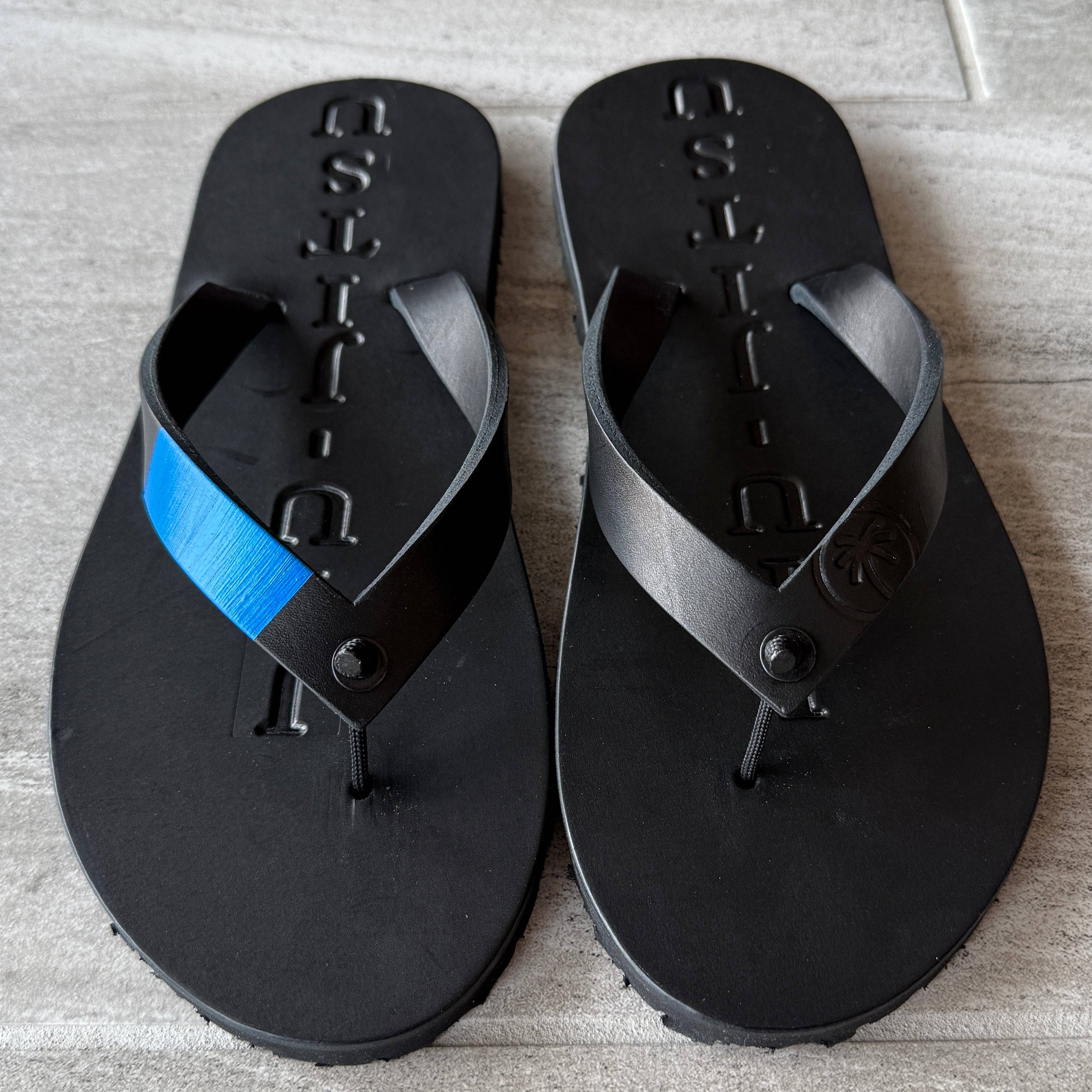 BlueToehold Flip-Flops with blue straps and textured soles, casual footwear perfect for summer wear.