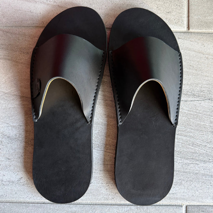 Black Classic Slides